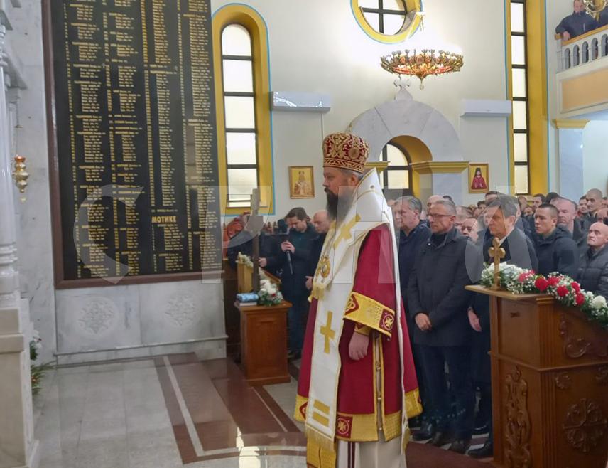 БАЊАЛУКА, 1. ФЕБРУАРА /СРНА/ - У бањалучком насељу Дракулић почело је обиљежавање 84 године од злочина НДХ над српским цивилима у селима Дракулић, Шарговац и Мотике и руднику Раковац код Бањалуке, 7. фебруара 1942. године, када је у само једном дану звјерски убијено 2.315 Срба, међу којима 551 дијете.