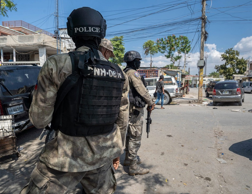 САНTО ДОМИНГО, 2. ФЕБРУАРА /СРНА/ - Тијела четири жене без глава пронађена су дуж границе са Хаитијем, саопштила је Полиција Доминиканске Републике.