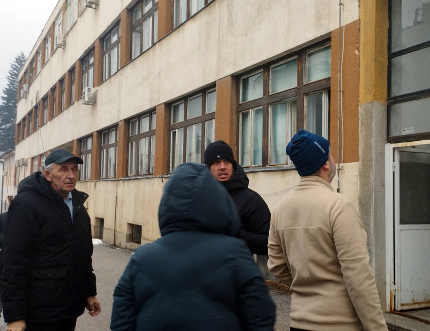 ИСТОЧНО САРАЈЕВО, 3. ФЕБРУАРА /СРНА/ - Извршна продукција "Први кадар" из Источног Сарајева учествује у реализацији играног филма "Линија", дајући значајан допринос снимању овог остварења на територији Републике Српске, а завршна снимања, која обухватају захтјевне сцене, биће реализована од 7. до 16. фебруара на 12 локација на Сарајевско-романијској регији.