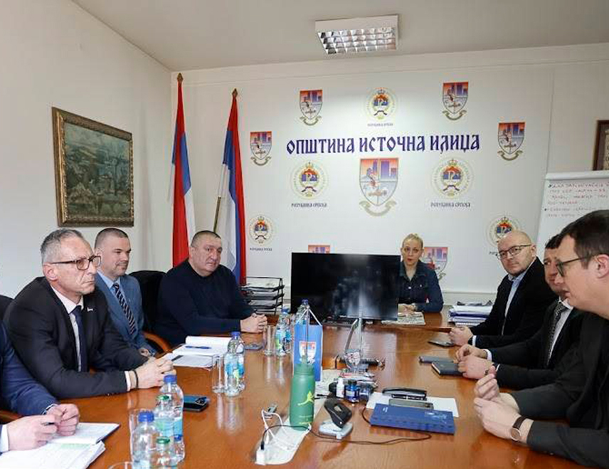 ИСТОЧНА ИЛИЏА, 4. ФЕБРУАРА /СРНА/ - Министар рада и борачко-инвалидске заштите Републике Српске Радан Остојић изјавио је да је задовољан активностима које се спроводе у општини Источна Илиџа с циљем унапређења живота борачке популације.
