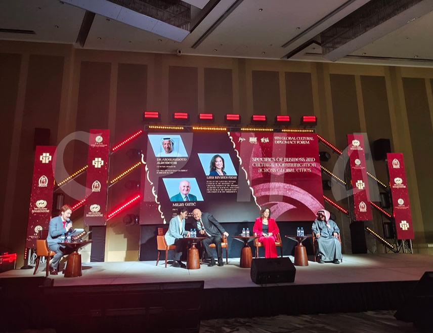 ПАЛЕ, 5. ФЕБРУАРА /СРНА/ - Учешћем на Глобалном форуму о културној дипломатији у Москви, општина Пале и град Источно Сарајево направили су значајан искорак ка међународном позиционирању као отворене и перспективне средине за сарадњу и улагање, рекао је Срни предсједник Скупштине општине Пале Бранко Короман.