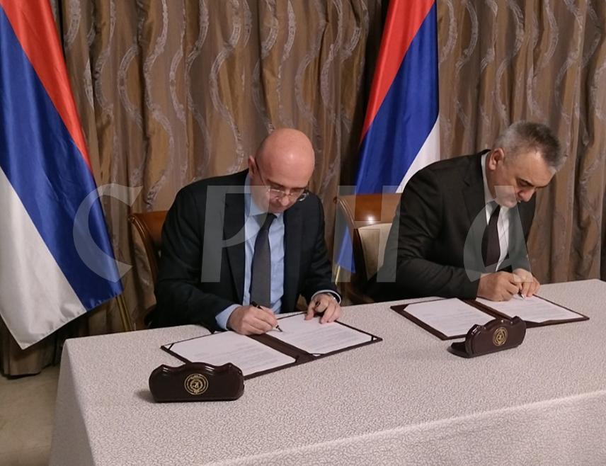 БАЊАЛУКА, 5. ФЕБРУАРА /СРНА/ - Премијер Републике Српске Саво Минић и предсједник Уније послодаваца Српске Зоран Шкребић потписали су данас у Бањалуци Меморандум о заједничким политикама који представља сет реформских мјера и активности за период 2026-2028. година.