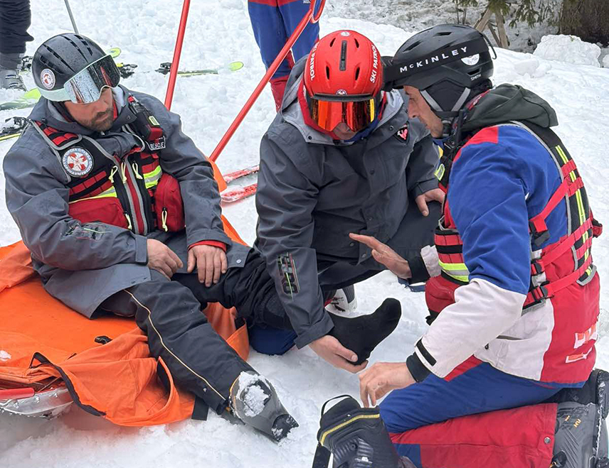 БАЊАЛУКА, 6. ФЕБРУАРА /СРНА/ - Припадници Управе за обезбјеђење личности и објеката Министарства унутрашњих послова Републике Српске /МУП/ успјешно су завршили напредну обуку за обезбјеђење штићених личности, која је организована ове седмице на Јахорини.