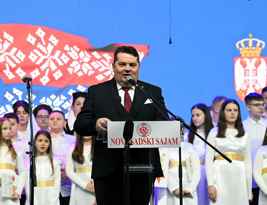 НОВИ САД, 8. ФЕБРУАРА /СРНА/ - Предсједник Народне скупштине Републике Српске Ненад Стевандић поручио је данас у Новом Саду да су Срби скупо платили своју државност да би је рушили они који о томе не знају ништа и који не праве разлику између државе и политичке личности која им се не свиђа.