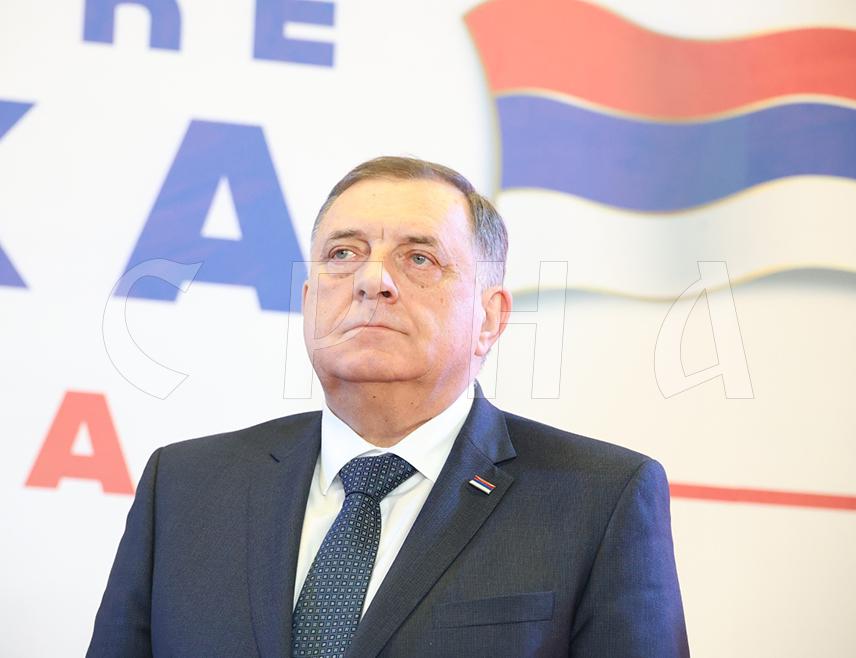 BANJA LUKA, FEBRUARY 9 /SRNA/ - SNSD leader Milorad Dodik announced that he will propose to the National Assembly of Republika Srpska that all the powers granted to Republika Srpska under the Dayton Agreement be restored, and that this will be a condition for negotiations.