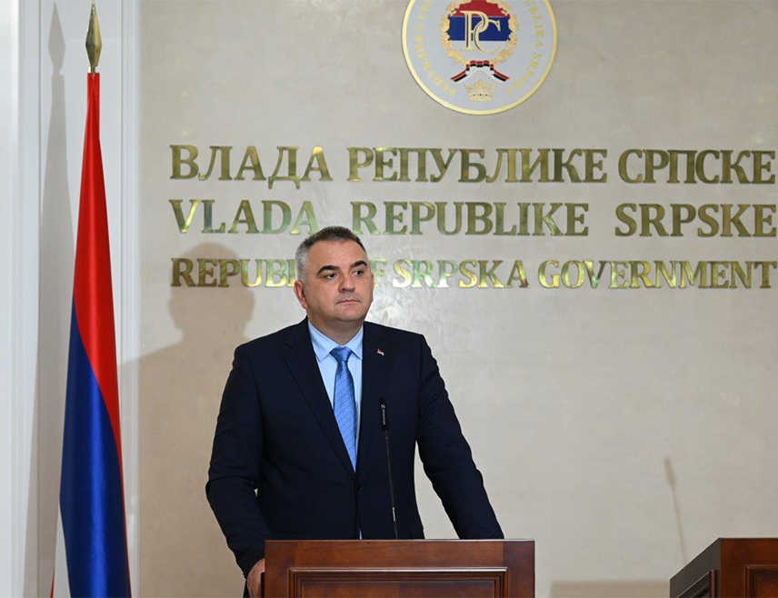 БАЊАЛУКА, 9. ФЕБРУАРА /СРНА/ - Предсједник Владе Републике Српске Саво Минић истакао је да његов сутрашњи састанак са специјалним представником САД за глобалну сарадњу у Бањалуци потврђује неке нове вјетрове.