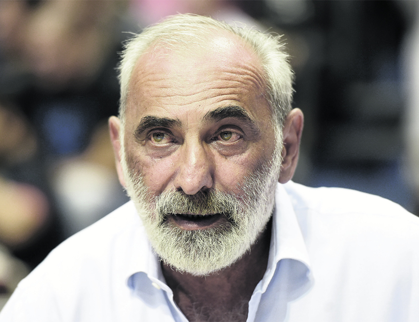 ПОДГОРИЦА, 13. ФЕБРУАРА /СРНА/ - Подгоричанин В. Б. /73/ ухапшен је под сумњом да је утајио порез већи од 300.000 евра јер није пријавио разлику између куповне и продајне цијене након што је свој удио у једном подгоричком предузећу продао за већи износ него за који је купљен.