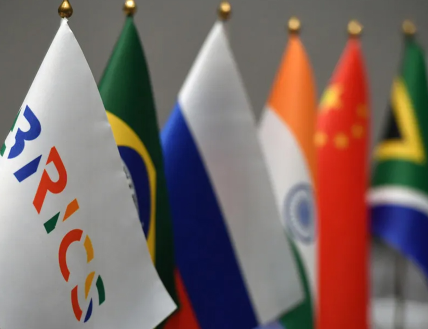 МОСКВА, 14. ФЕБРУАРА /СРНА/ - БРИКС није војни савез и не планира да се трансформише у организацију колективне безбједности, рекао је замјеник руског министра спољних послова Сергеј Рјабков.