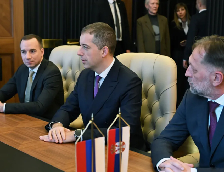 БЕОГРАД, 17. ФЕБРУАРА /СРНА/ - Министар спољних послова Србије Марко Ђурић, који је данас у Бањалуци имао састанке са највишим представницима Републике Српске и српског народа у БиХ, истакао је да је оно што су постигли на међународном плану у претходних годину дана од огромног и дугорочног значаја за српски народ свуда.