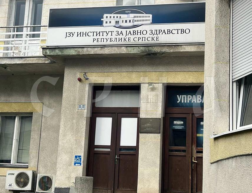 БАЊАЛУКА, 19. ФЕБРУАРА /СРНА/ - Институт за јавно здравство Републике Српске саопштио је да се не бави продајом медицинских препарата, лијекова, нити је регистрован за промет таквих производа.