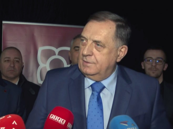 ČELINAC, FEBRUARY 19 /SRNA/ – SNSD leader Milorad Dodik said that Sarajevo cannot establish its influence in Banja Luka, where what he called "insignificant, trivial political figures" arrived earlier in the day.