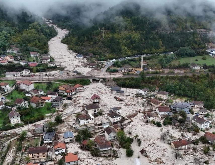 САРАЈЕВО, 20. ФЕБРУАРА /СРНА/ - Посебно Одјељење за сузбијање корупције и организованог криминала /ПОСКОК/ Федералног тужилаштва преузело је предмет за трагичну несрећу из 2024. године у Доњој Јабланици, у којој је страдало 19 људи.