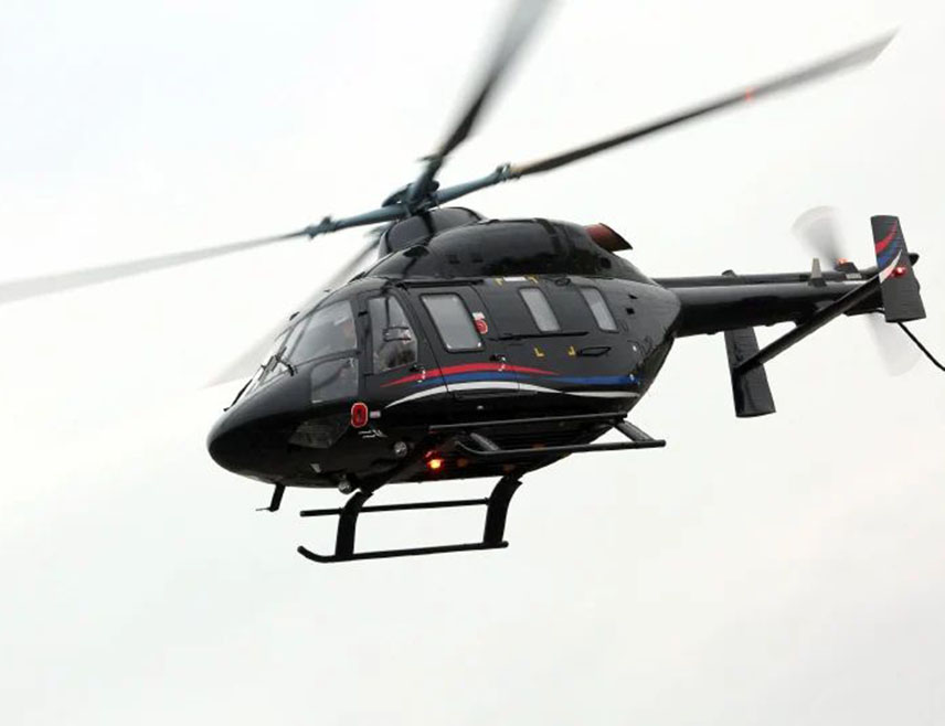 БАЊАЛУКА, 24. ФЕБРУАРА /СРНА/ - Породиља /34/ којој је дијагностиковано мождано крварење успјешно је хеликоптером из Бањалуке транспортована на неурохирургију у Београд, саопштено је из Управе за ваздухопловство МУП-а Републике Српске.