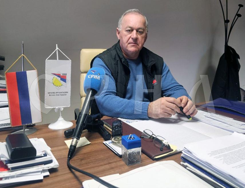 ИСТОЧНО САРАЈЕВО, 26. ФЕБРУАРА /СРНА/ - За Србе 1. март представља симбол прегласавања и почетак рата у БиХ и никада га неће прихватити као празник, изјавио је Срни предсједник Борачкe организацијe Источно Ново Сарајево Драгиша Тушевљак.