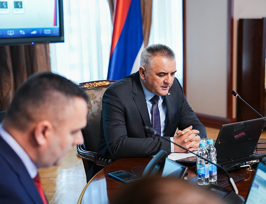 БАЊАЛУКА, 26. ФЕБРУАРА /СРНА/ - Влада Републике Српске дала је на данашњој сједници сагласност на пројекат бањске рехабилитације ратних војних инвалида, чланова породица погинулих бораца Одбрамбено–отаџбинског рата и жртава ратне тортуре за ову годину за шта ће бити обезбијеђено 700.000 КМ.