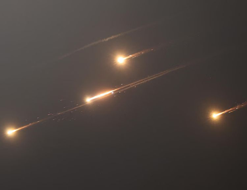 ТЕЛ АВИВ, 1. МАРТА /СРНА-Ројтерс/ - Израелска војска саопштила је да је покренула нови талас удара на Иран, а сирене за ваздушну опасност огласиле су се јутрос и широм Израела.