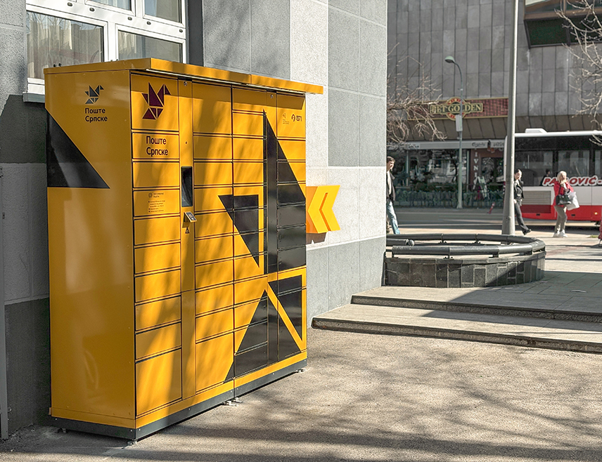 БАЊАЛУКА, 2. МАРТА /СРНА/ - "Поште Српске" пустиле су у рад 14 пакетoмата на различитим локацијама широм Републике Српске, чиме је корисницима омогућено преузимане пошиљака 24 часа дневно, седам дана у недјељи, без чекања у реду и без зависности од радног времена поште.