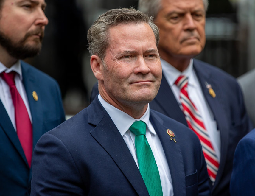 ЊУЈОРК, 3. МАРТА /СРНА/ - Предсједник САД Доналд Трамп намјерава да заврши "бескрајни" 47-годишњи рат са Ираном, изјавио је амерички амбасадор у УН Мајкл Волц.