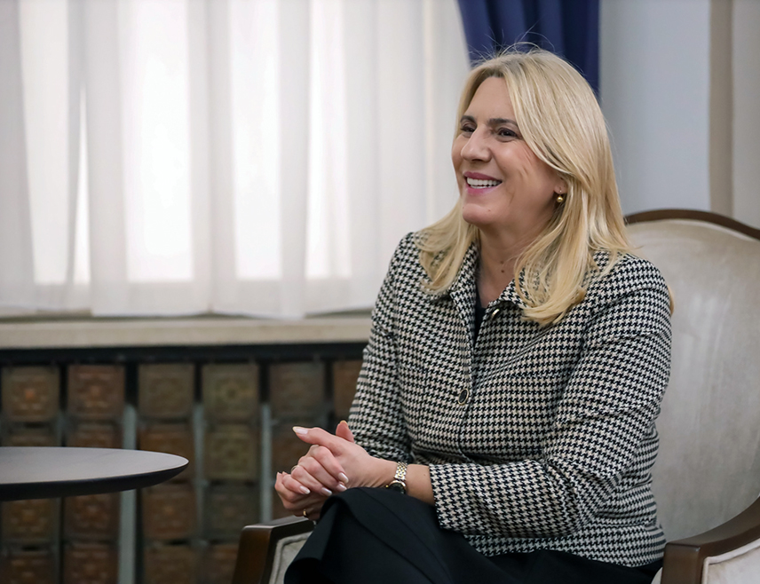 ИСТОЧНО САРАЈЕВО, 3. МАРТА /СРНА/ - Српски члан Предсједништва БиХ Жељка Цвијановић упутила је честитку поводом јеврејског празника Пурим свим припадницима јеврејске заједнице у Републици Српској и БиХ са жељом да га прославе у миру, здрављу и благостању, окружени породицом и пријатељима.