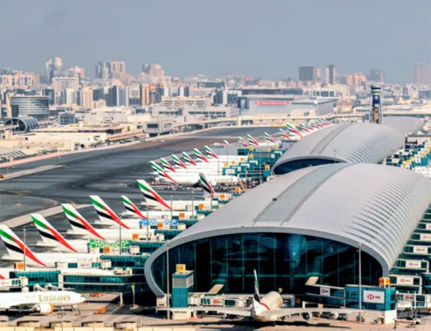 АБУ ДАБИ, 3. МАРТА /СРНА/ - Лет из Дубаија за Сарајево са 156 држављана БиХ планиран је за сутра, изјавио је Срни амбасадор БиХ у Уједињеним Арапским Емиратима /УАЕ/ Бојан Ђокић.