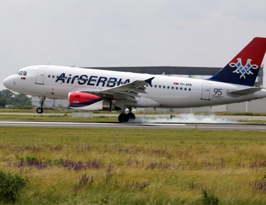 ШАРМ ЕЛ ШЕИК, 3. МАРТА /СРНА/ - Авион "Ер Србије" у који су се укрцали држављани Србије, али и из БиХ, Сјеверне Македоније, Црне Горе и Хрватске, кренуо је из египатског љетовалишта Шарм ел Шеик ка Београду.