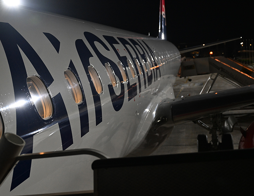 БЕОГРАД, 4. МАРTА /СРНА/ - Влада Србије успјешно је организовала повратак укупно 67 њених држављана, али и грађана БиХ, Црне Горе, Сјеверне Македоније, Хрватске и Словеније, који су евакуисани из Израела због ратних дејстава.