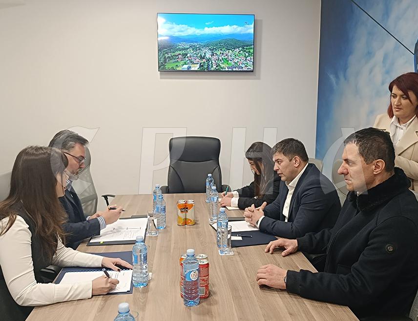 JAHORINA, MARCH 4 /SRNA/ - Jahorina today received the most modern meteorological station, worth BAM 120,000, said the Minister of Foreign Trade and Economic Relations in the Council of Ministers, Staša Košarac.