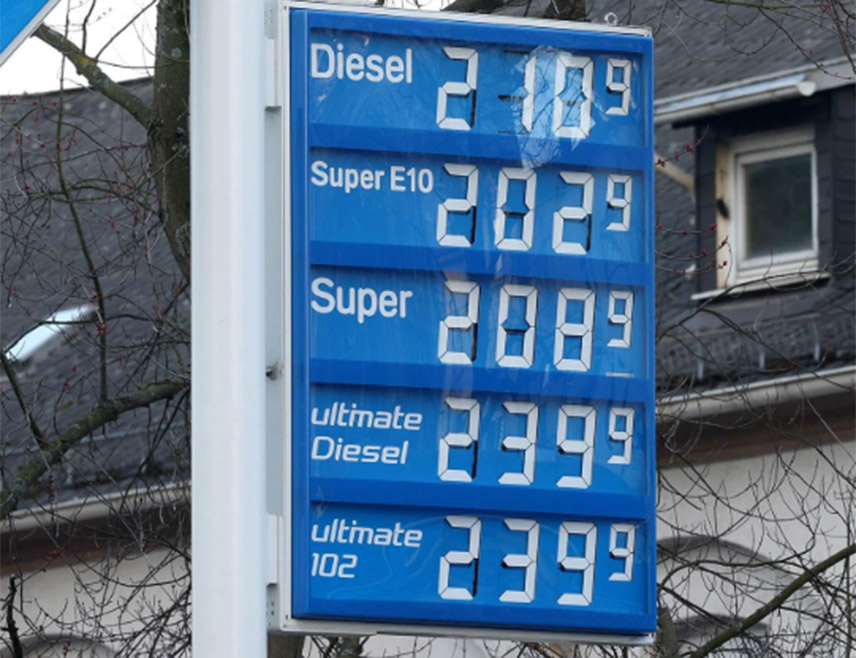 БЕРЛИН, 4. МАРТА /СРНА/ - Просјечна цијена дизела у Њемачкој повећана је за пола цента, на више од два евра по литру, саопштио је аутомобилски клуб АДАЦ.