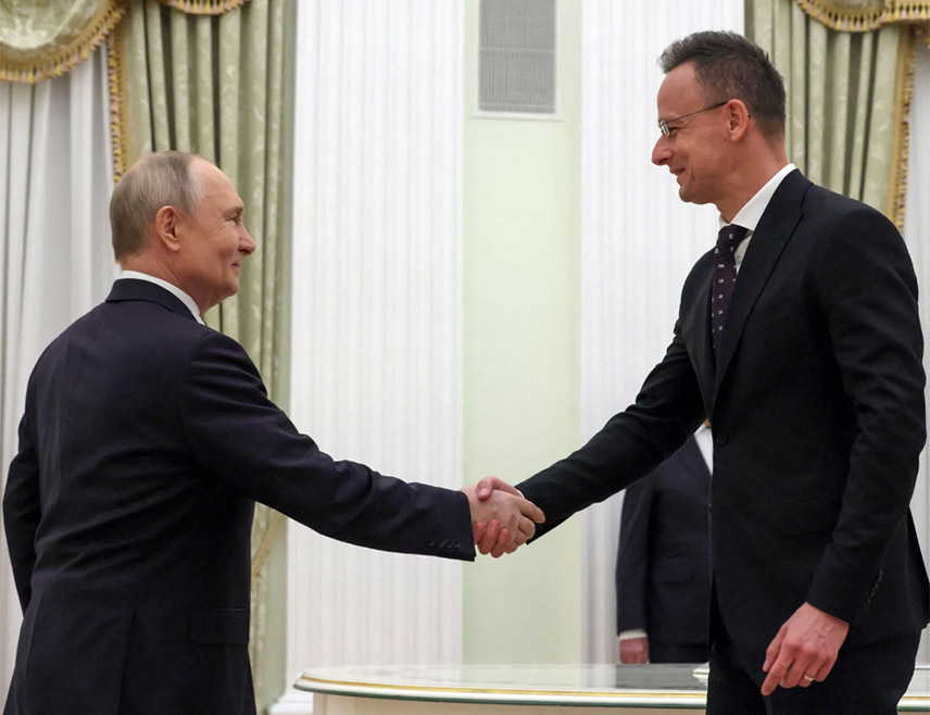 БУДИМПЕШТА, 4. МАРТА /СРНА/ - Мађарски министар спољних послова Петер Сијарто рекао је у разговору са руским предсједиком Владимиром Путином да је приоритет за Мађарску енергетска безбједност и да због тога не жели да буде увучена ни у какав сукоб, укључујући и енергетски.