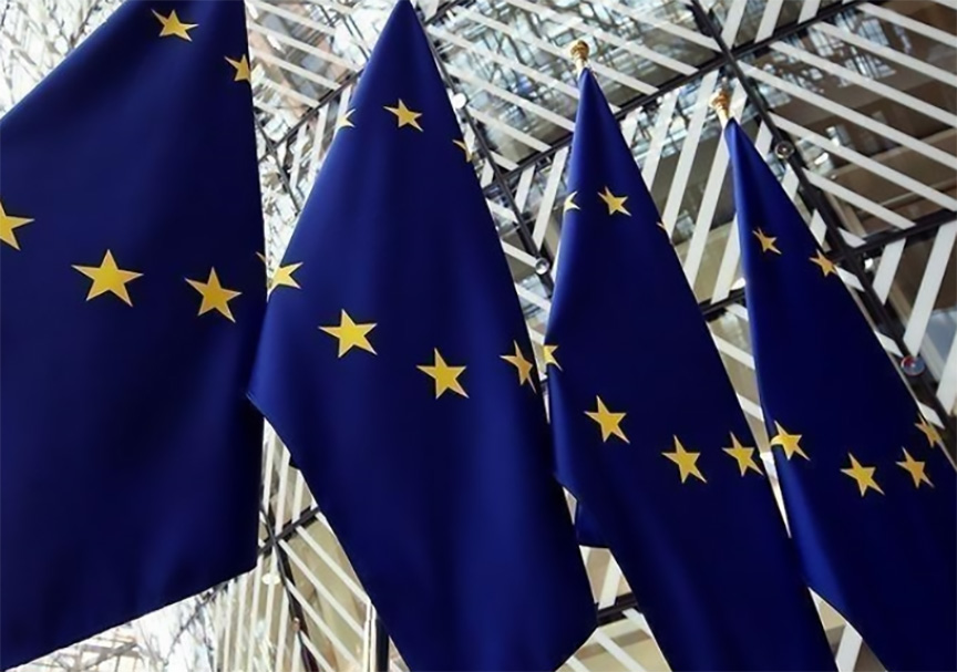 БРИСЕЛ, 6. МАРТА /СРНА - РИА Новости/ - Укупно 17 земаља активирало је механизам ЕУ за управљање кризама ради евакуације Европљана са Блиског истока, саопштила је портпарол Европске комисије Ева Хрнцирова.