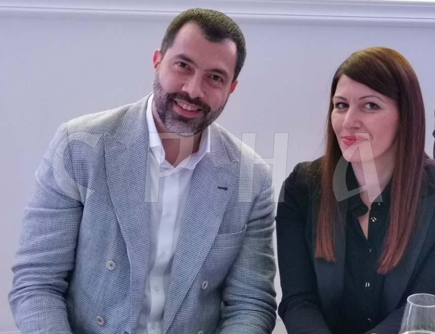 ДОБОЈ, 6. МАРТА /СРНА/ - Жене су стуб свих побједа СНСД-а у протеклих 20 година, рекао је организациони секретар странке Игор Додик.