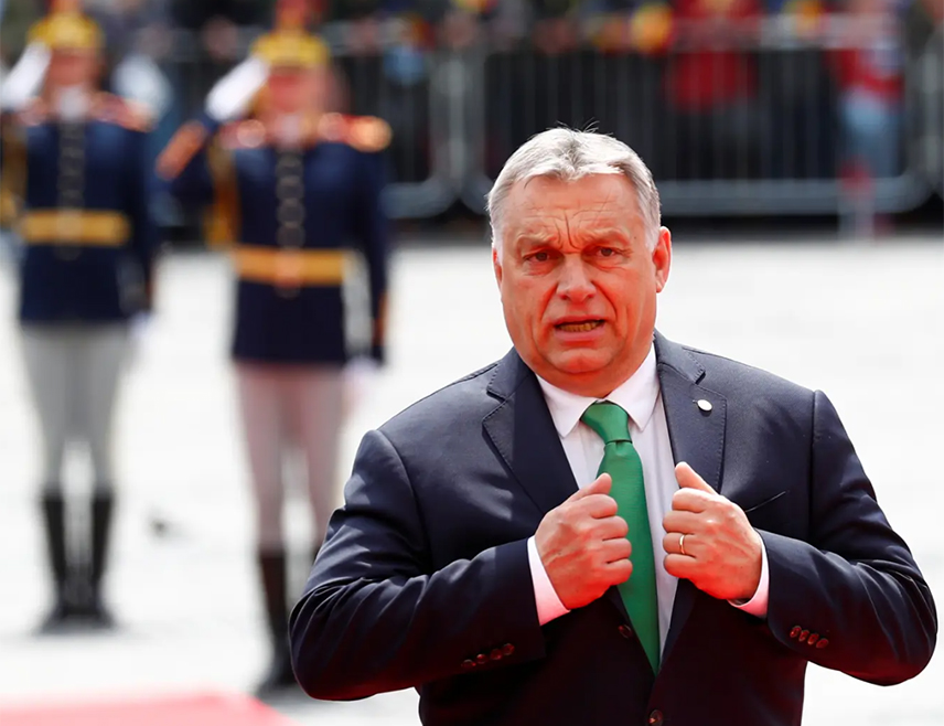 БУДИМПЕШТА, 11. МАРТА /СРНА/ - Мађарска је патриотска хришћанска земља у којој се поштују други народи, али власти не желе да уништавају сопствени народ зарад других и зарад ратова који немају везе са Мађарима, изјавио је мађарски премијер Виктор Орбан.