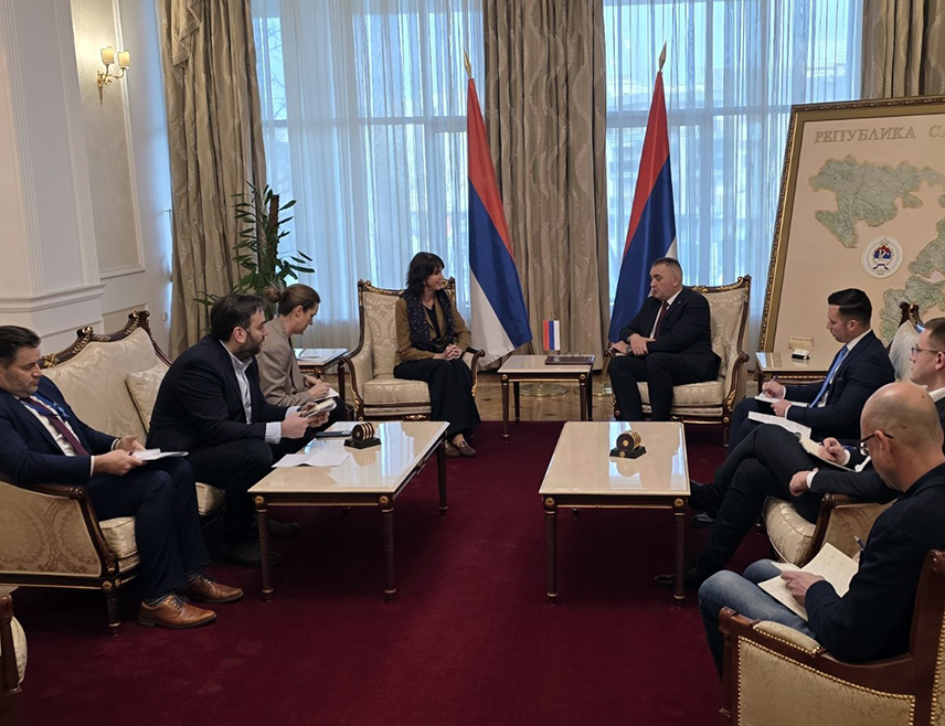 БАЊАЛУКА, 11. МАРТА /СРНА/ - Предсједник Владе Републике Српске Саво Минић и резидентни координатор УН у БиХ Арнхилд Спенс истакли су данас обострану спремност за наставак међусобне сарадње, у оквиру планираних активности и пројеката УН.