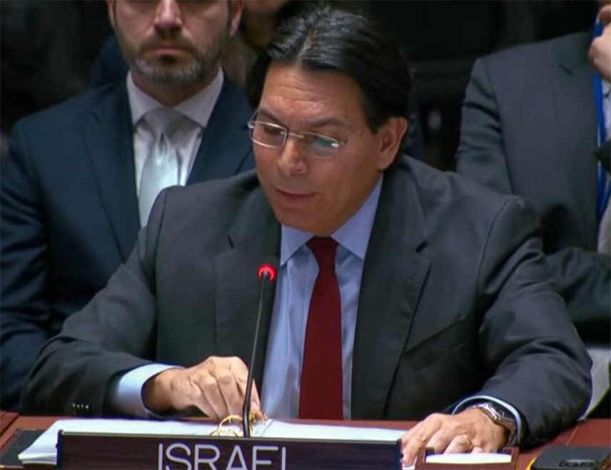 ЊУЈОРК, 11. МАРТА /СРНА/ - Амбасадор Израела у УН Дени Денон изјавио је да постоје двије опције како би се елиминисала пријетња Хезболаха, од којих је једна да власти Либана спроведу своју одлуку и обећање у вези са разоружавањем тог покрета, а друга да израелска војска потпуно уништи ту формацију.