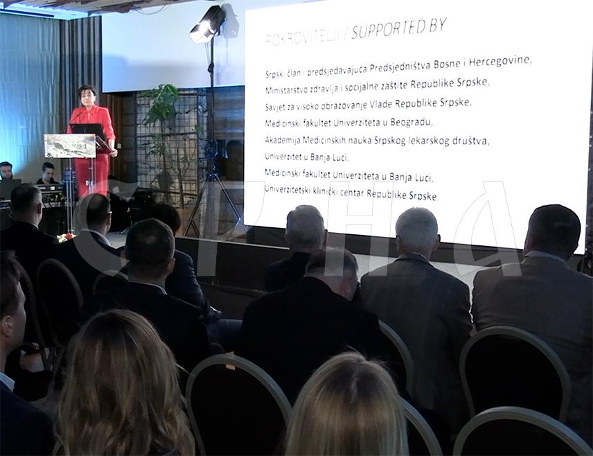 ЈАХОРИНА, 12. МАРТА /СРНА/ - На Јахорини је вечерас отворен конгрес кардиолога који је окупио велики број стручњака из ове области медицине из Републике Српске и Србије, као и предавача из цијелог свијета који ће представити најновија научна и достигнућа из клиничке праксе у кардиологији.