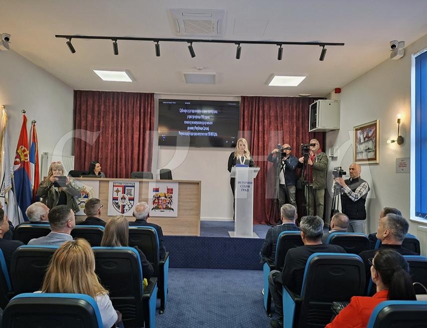 ISTOČNO SARAJEVO, MARCH 13 /SRNA/ – The official gathering marking the 30th anniversary of the exodus of Sarajevo Serbs was held today in Istočni Stari Grad, which sent the message that younger generations must not forget that golgotha, and that those people took part in the defence of Republika Srpska.