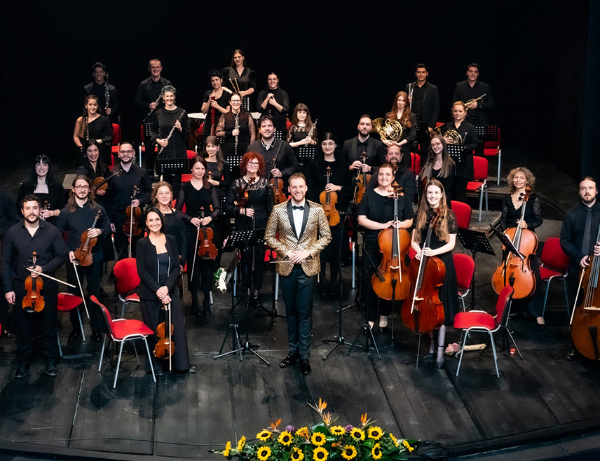 BANJA LUKA, MARCH 15 /SRNA/ – Artistic Director of the Symphony Orchestra of the National Theatre of Republika Srpska Dušan Urošević expressed satisfaction that the ensemble has recently been strengthened with new members and announced a concert season that will bring classical music closer to the audience in a new and modern way.
