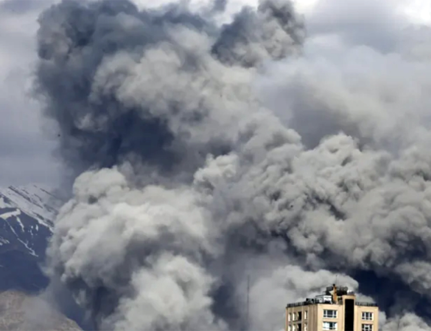 ТЕЛ АВИВ, 17. МАРТА /СРНА/ - Израелски министар одбране Израел Кац саопштио је да је у једном од израелских напада на Иран погинуо шеф иранског Врховног савјета за државну безбједност Али Лариџани, јавља Ројтерс.