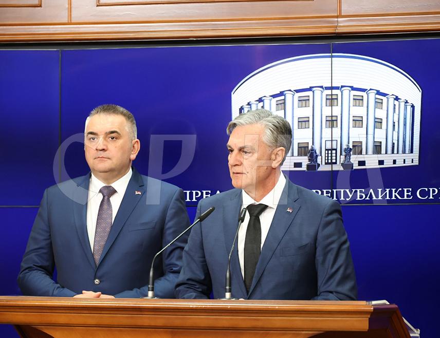 БАЊАЛУКА, 17. МАРТА /СРНА/ - Предсједник Републике Српске Синиша Каран изјавио је да ће нова влада Српске, предвођена премијером Савом Минићем, и даље бити стабилна и подржана од српског народа упркос покушајима одређених западних, унутрашњих и других фактора да Републику Српске прогласе и учине нестабилном.