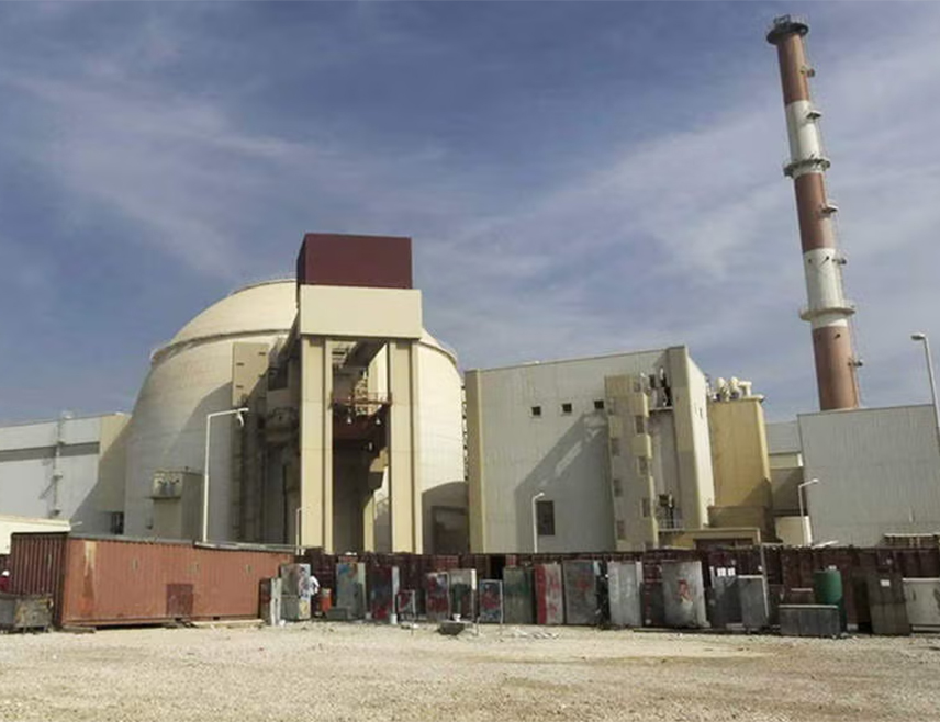 ТЕХЕРАН, 17. МАРТА /СРНА/ - Пројектил је погодио подручје у близини иранске нуклеарне електране "Бушер", јавила је иранска новинска агенција Тансим, позивајући се на Организацију за атомску енергију земље /АЕОИ/.