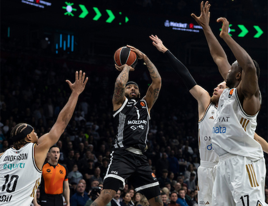 БЕОГРАД, 17. МАРТА /СРНА/ - Кошаркаши "Партизана" вечерас су у Београду савладали екипу "Дубаија" 88:74 у заосталом мечу 30. кола Евролиге.