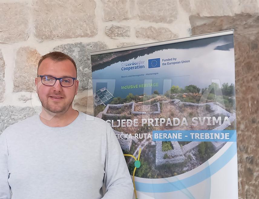 TРЕБИЊЕ, 19. МАРТА /СРНА/ - Стари град Мичевац, један од средњовјековних градова у близини Требиња, биће додатно уређен с циљем бољег очувања и укључивања овог локалитета у туристичку понуду града, изјавио је кустос историчар у Музеју Херцеговине Симо Радић.