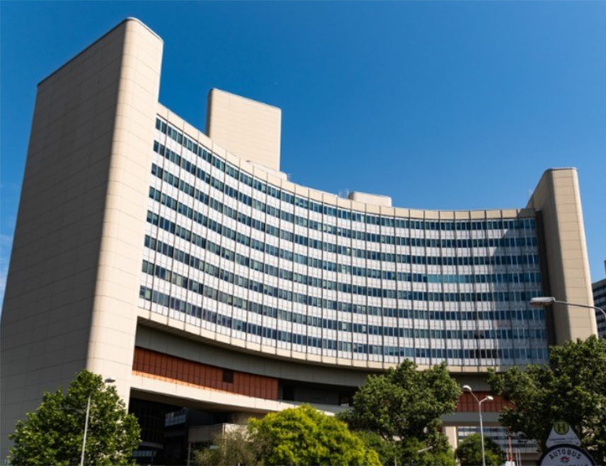 ПАРИЗ, 20. МАРТА /СРНА - РИА Новости/ - Међународна агенција за енергетику /ИЕА/ објавила је пакет препорука у покушају да ублажи утицај отежаног снабдијевања нафтом на привреду и домаћинства.