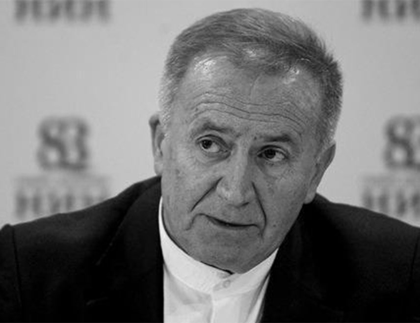 БЕОГРАД, 20. МАРТА /СРНА/ - Српски и југословенски књижевник и драматург Божо Копривица преминуо је данас у Београду у 76. години, саопштено је из Српског књижевног друштва.