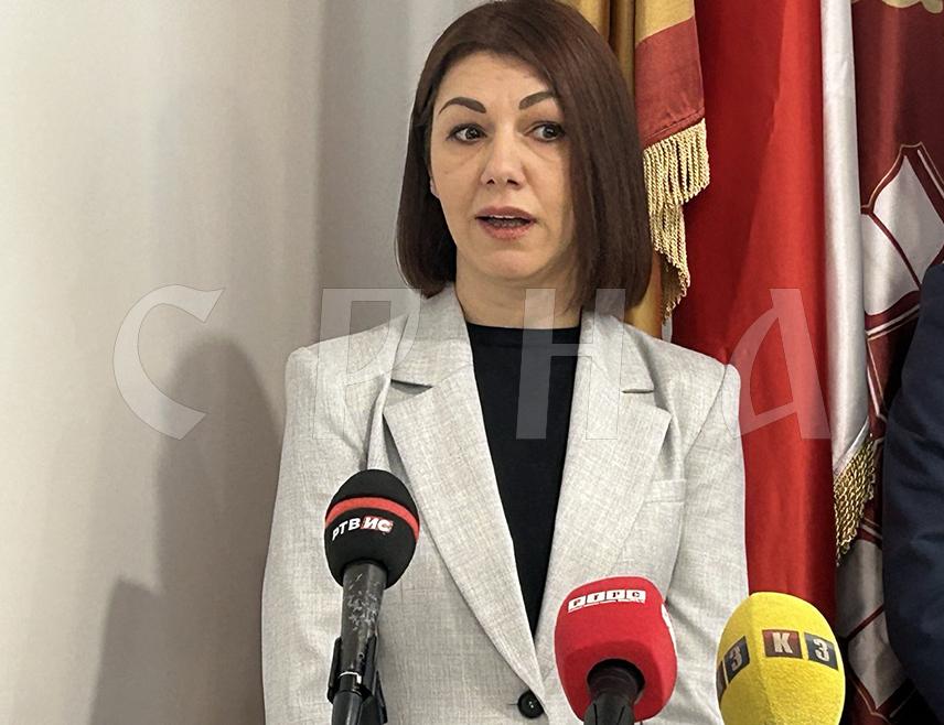 ИСТОЧНО САРАЈЕВО, 21. МАРТА /СРНА/ – Циљ округлог стола "Затирање и егзодус сарајевских Срба крајем 20. вијека" јесте да се ова изузетно важна и болна тема сагледа на научно утемељен и одговоран начин, уз допринос релевантних стручњака из различитих области, рекла је вршилац дужности директора Института историјских наука Мирјана Лукић.