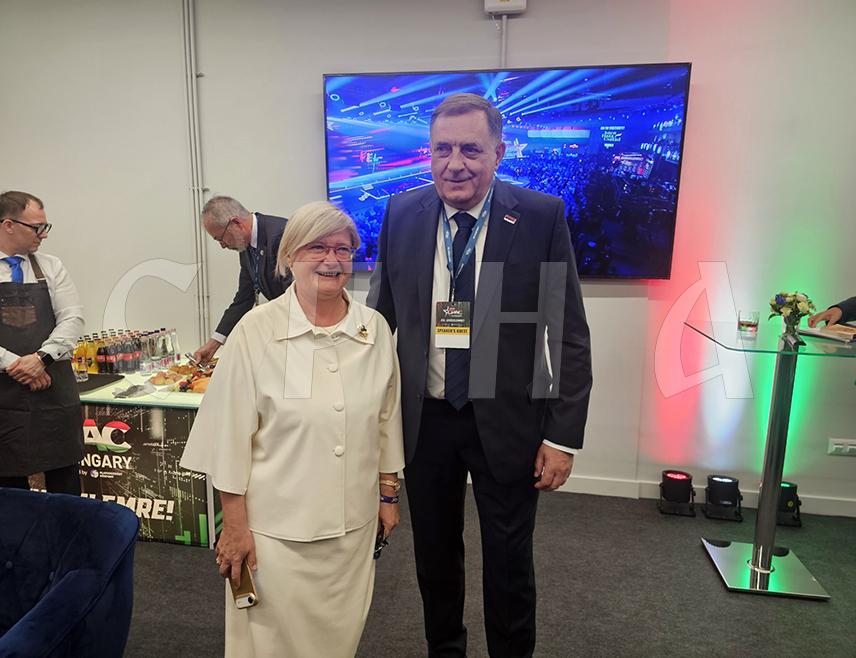 BUDAPEST, MARCH 21 /SRNA/ - SNSD President Milorad Dodik stated that he had a warm conversation with Kinga Gal, one of Hungary's most influential representatives in the European Parliament, on shared values - national sovereignty, preservation of identity, protection of traditional values, and a policy of common sense that is increasingly bringing together leaders across Europe.