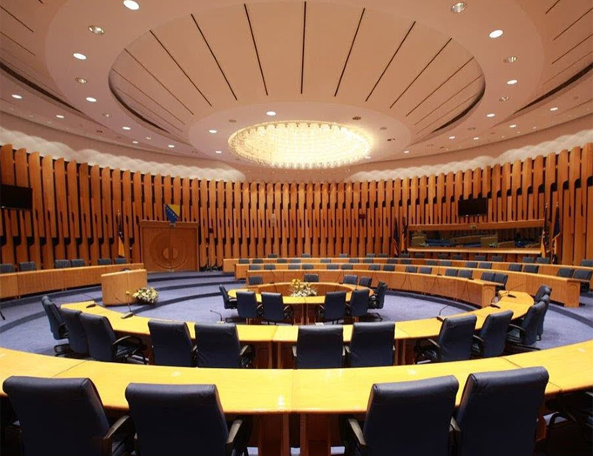 САРАЈЕВО, 23. МАРТА /СРНА/ - Дом народа Парламентарне скупштине БиХ разматраће данас Приједлог закона о Високом судском и тужилачком савјету /ВСТС/ БиХ, као и Приједлог закона о измјенама и допунама Закона о Суду БиХ.