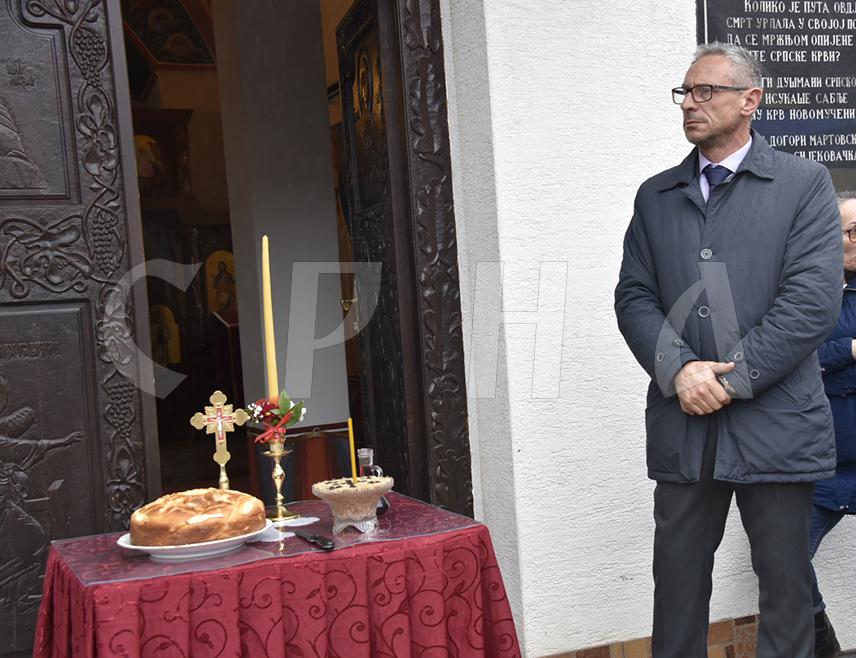 БАЊАЛУКА, 24. МАРТА /СРНА/ - У Сијековцу код Брода у четвртак, 26. марта, биће уприличен историјски догађај од републичког значаја "Хрватско-муслимански злочин над Србима" поводом 34 година од упада регуларних хрватских снага и паравнојних муслиманско-хрватских јединица у ово српско село и убиства мјештана.