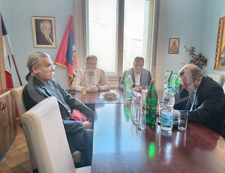 БЕОГРАД, 24. МАРТА /СРНА/ - Агресија НАТО-а на СР Југославију најразорније је дјеловала на здравље људи и загађење животне средине, али и на демографску позицију Србије и српског народа, истакли су учесници данашњег округлог стола "Последице НАТО агресије - 27 година после", у организацији Евроазијског безбедносног форума.