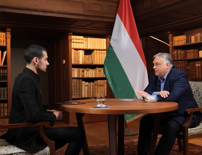 БУДИМПЕШТА, 26. МАРТА /СРНА/ - Мађарски премијер Виктор Орбан упозорио је да Европу чека мигрантски талас из арапских држава који ће довести до губитка европског идентитета.